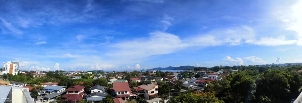 Megah D'Aru Hotel Kota Kinabalu Buitenkant foto